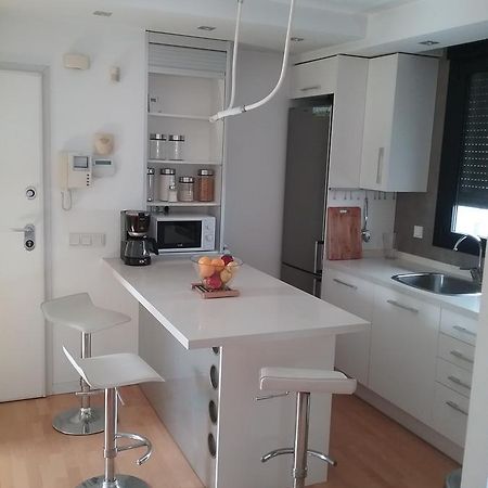 Lovely 2 Bedroom Terrace Wifi Parking Ac Heating Attic Valencia Exterior photo