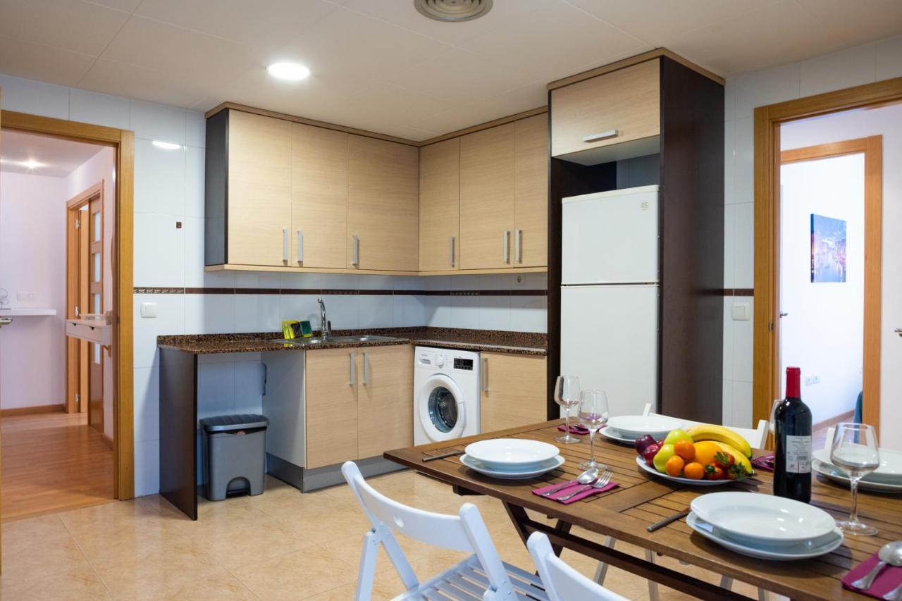 Lovely 2 Bedroom Terrace Wifi Parking Ac Heating Attic Valencia Exterior photo